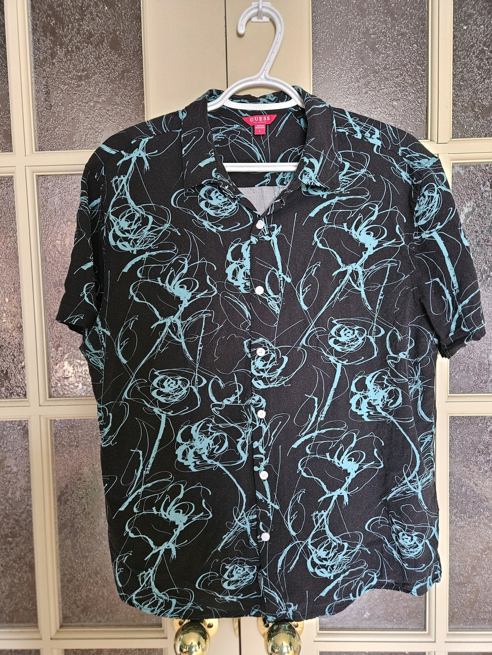 GUESS Black Short-Sleeve Button-Up Shirt with Teal Floral Scribble Print